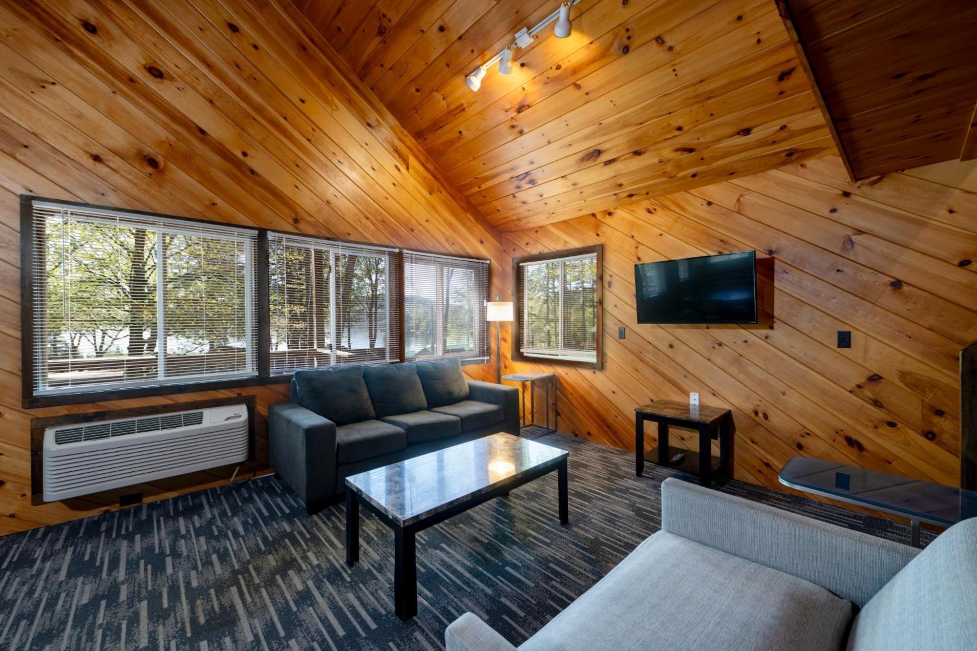 Depe Dene Lakeside Resort Lake George Exterior photo