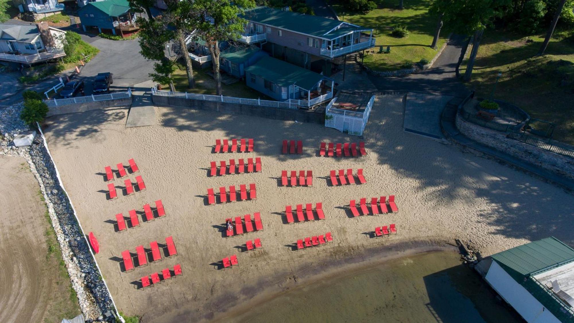 Depe Dene Lakeside Resort Lake George Exterior photo