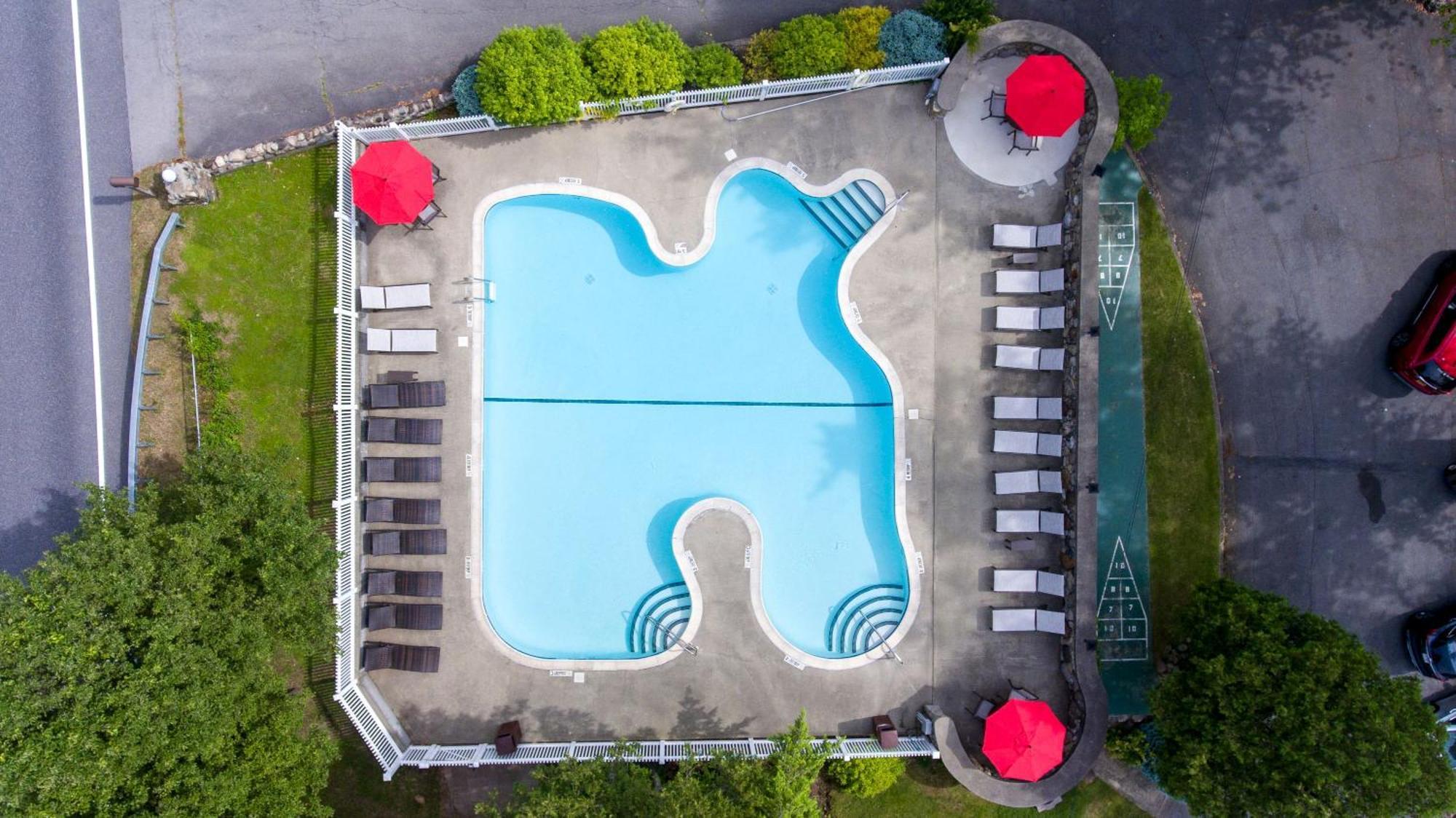Depe Dene Lakeside Resort Lake George Exterior photo